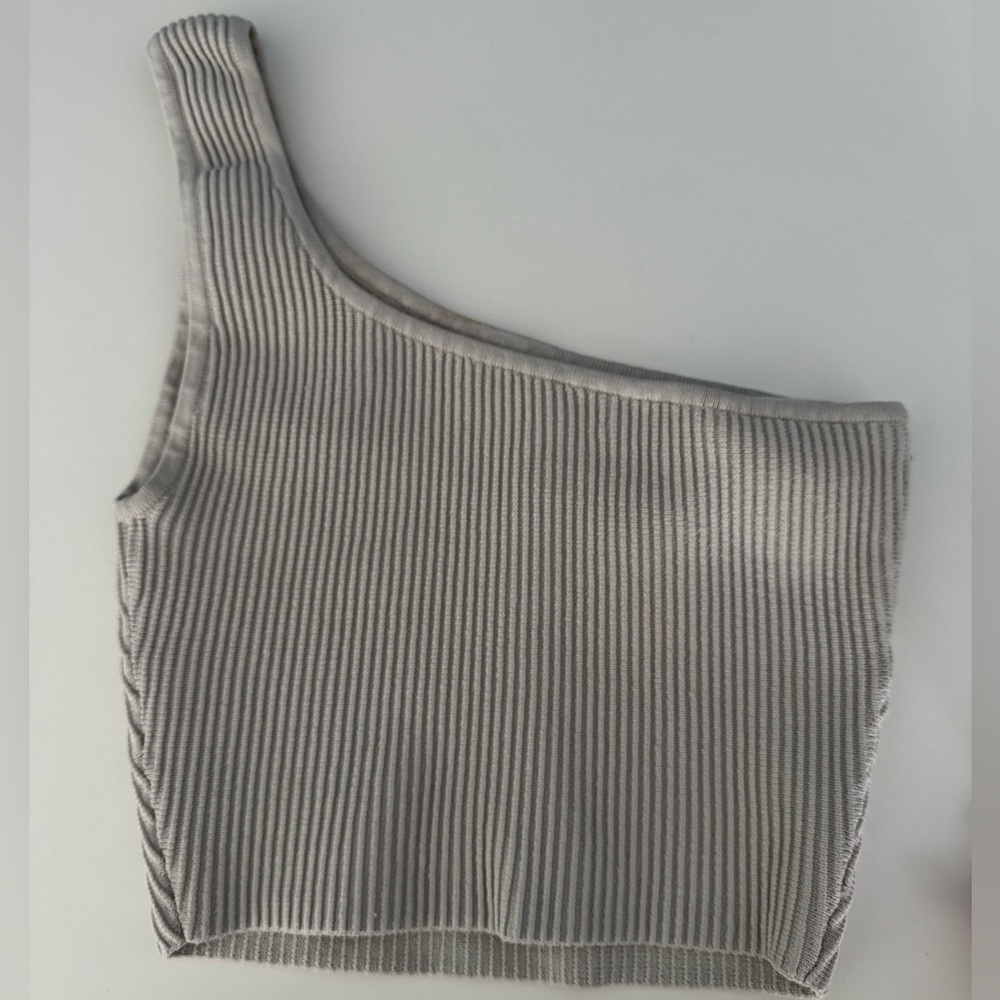 Babaton Ribbed Knit Top in Light Gray - Picture 3 of 3